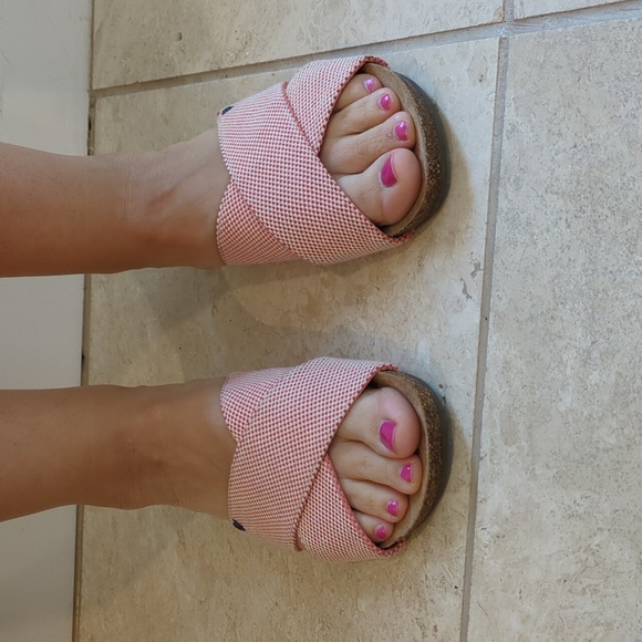 Criss Cross Sandals, Peach and White Dr. Scholls - Picture 2 of 3